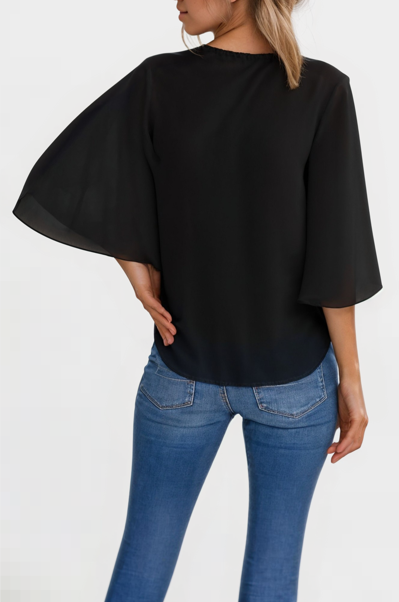 Chiffon shirt with ruffled sleeves