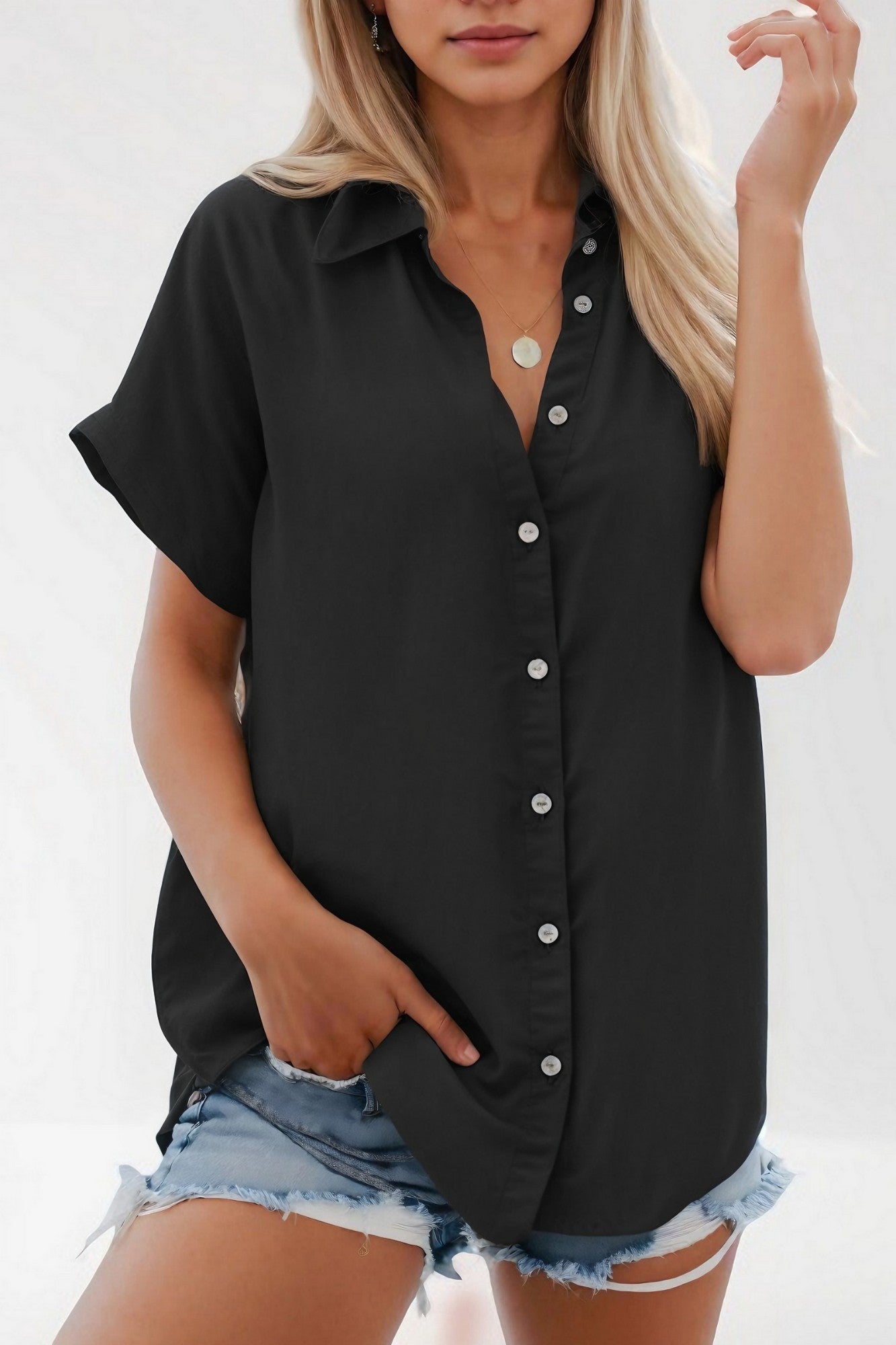 Tailored Buttoned Blouse