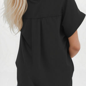 Tailored Buttoned Blouse