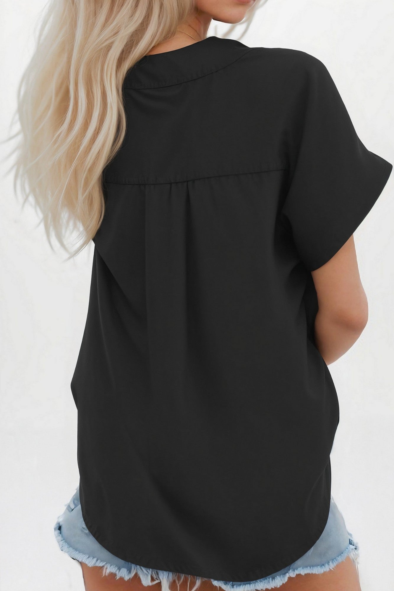 Tailored Buttoned Blouse